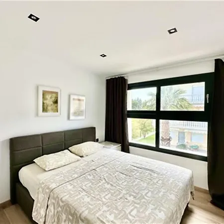 White Lion Apartment N2 Kallithea *